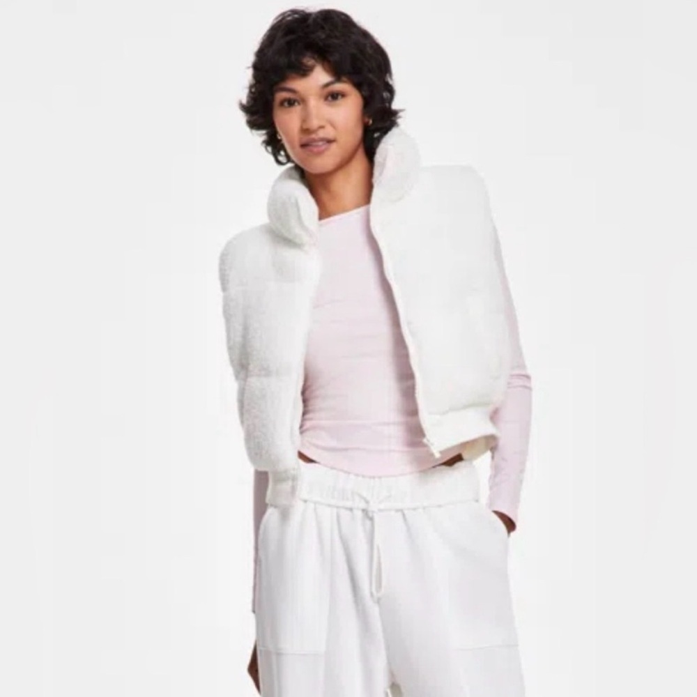 Planet Heart Juniors White Sherpa Puffer Vest Size Medium